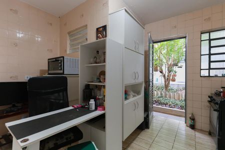 Casa à venda com 330m², 5 quartos e 2 vagas Casa à venda com 330m², 5 quartos e 2 vagasCasa 3 - Cozinha