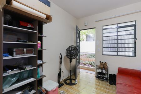 Casa à venda com 330m², 5 quartos e 2 vagas Casa à venda com 330m², 5 quartos e 2 vagasCasa 3 - Sala