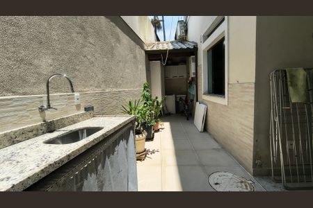 Casa de condomínio à venda com 200m², 4 quartos e 4 vagas Casa de condomínio à venda com 200m², 4 quartos e 4 vagasÁrea Gourmet