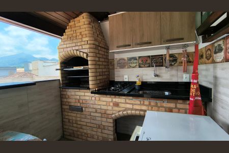 Casa de condomínio à venda com 200m², 4 quartos e 4 vagas Casa de condomínio à venda com 200m², 4 quartos e 4 vagasÁrea Gourmet