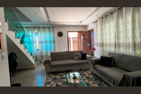 Sala de casa de condomínio à venda com 4 quartos, 200m² em Vargem Grande, Rio de Janeiro