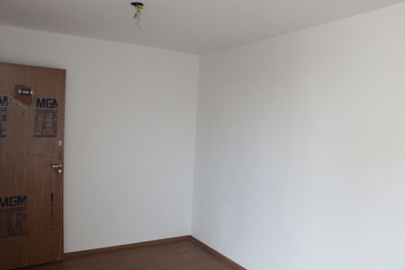 sala de apartamento para alugar com 2 quartos, 40m² em Jardim Alvorada, Nova Iguaçu