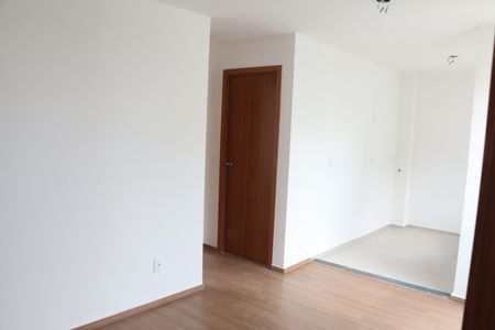 sala de apartamento para alugar com 2 quartos, 40m² em Jardim Alvorada, Nova Iguaçu
