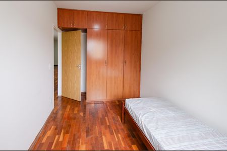 Quarto 2 de apartamento para alugar com 3 quartos, 57m² em Estoril, Belo Horizonte
