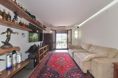 Sala 1 de casa à venda com 1 quarto, 150m² em Campo Belo, São Paulo
