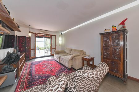 Sala 1 de casa à venda com 1 quarto, 150m² em Campo Belo, São Paulo