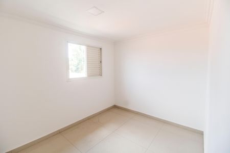 Casa para alugar com 90m², 1 quarto e 2 vagasQuarto 2