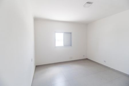 Quarto 1 de casa para alugar com 1 quarto, 70m² em Jardim Silveira, Barueri