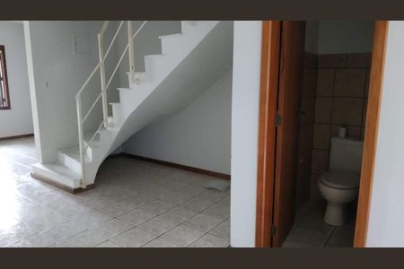 Sala  de casa de condomínio para alugar com 3 quartos, 140m² em Partenon, Porto Alegre