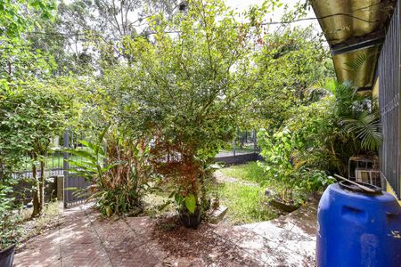 Casa à venda com 120m², 3 quartos e 2 vagas Casa à venda com 120m², 3 quartos e 2 vagasJardim