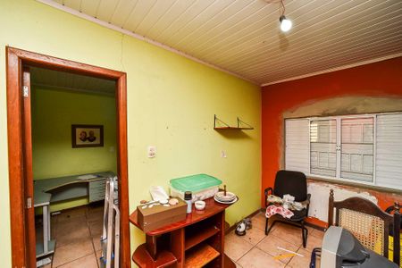 Casa à venda com 120m², 3 quartos e 2 vagas Casa à venda com 120m², 3 quartos e 2 vagasCasa dos Fundos/Sala