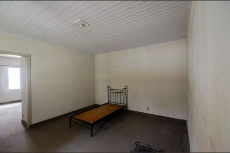 Casa à venda com 239m², 4 quartos e 2 vagasQuarto 2