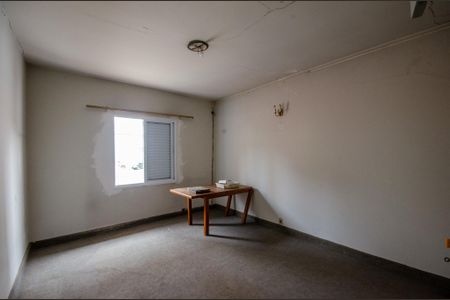 Casa à venda com 239m², 4 quartos e 2 vagasQuarto 3