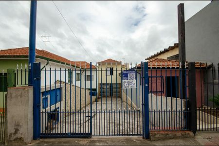 Casa à venda com 239m², 4 quartos e 2 vagasFachada