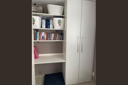Quarto de apartamento à venda com 2 quartos, 122m² em Camboinhas, Niterói