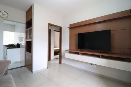 Sala de apartamento para alugar com 2 quartos, 75m² em Cazeca, Uberlândia