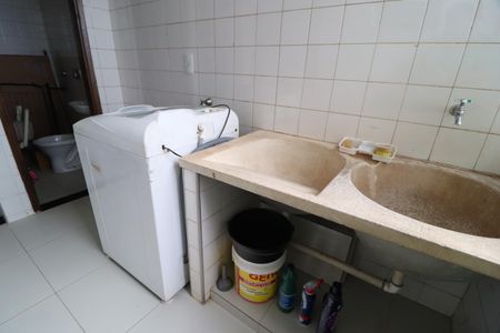 Apartamento para alugar com 75m², 2 quartos e 1 vagaÁrea de Serviço