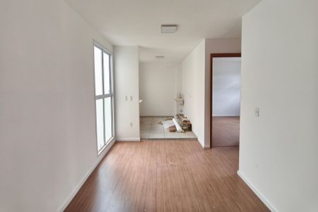 Sala de apartamento para alugar com 2 quartos, 41m² em Jardim Esmeraldina, Campinas