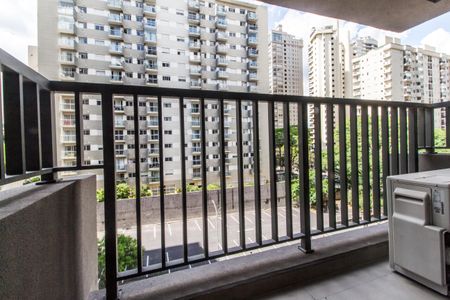 Varanda de casa para alugar com 2 quartos, 123m² em Alphaville Industrial, Barueri