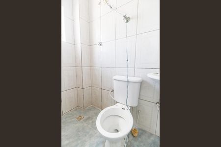 Banheiro de casa para alugar com 1 quarto, 70m² em Jardim Silveira, Barueri