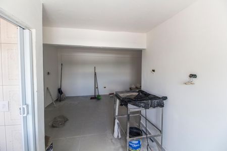 Sala/Cozinha de casa para alugar com 1 quarto, 70m² em Jardim Silveira, Barueri