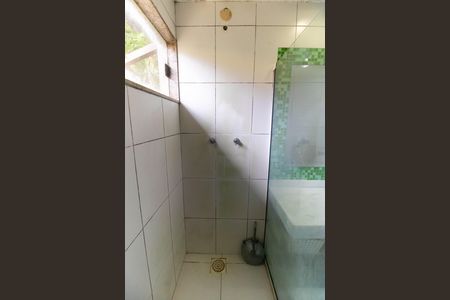 Casa de condomínio à venda com 270m², 4 quartos e 1 vagaBanheiro da Suíte