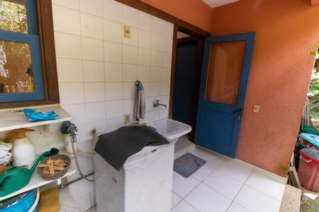 Casa de condomínio à venda com 270m², 4 quartos e 1 vagaÁrea de Serviço