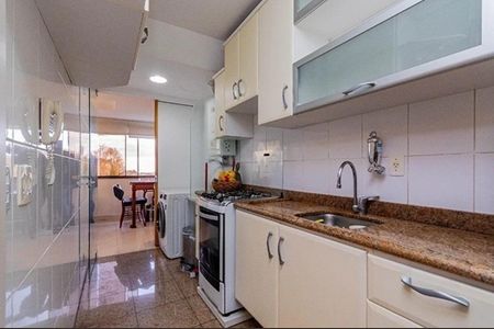 Cozinha  de apartamento para alugar com 2 quartos, 80m² em Petrópolis, Porto Alegre