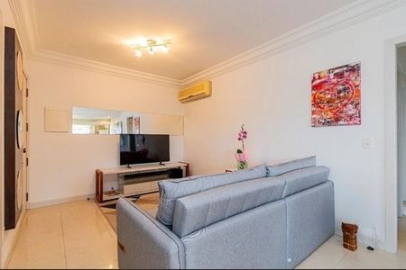 Sala  de apartamento para alugar com 2 quartos, 80m² em Petrópolis, Porto Alegre