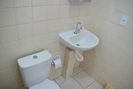 Apartamento para alugar com 58m², 2 quartos e 1 vagaBanheiro 