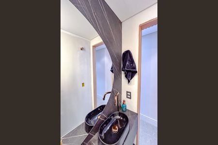 Apartamento à venda com 93m², 2 quartos e 2 vagasLavabo