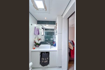 Apartamento à venda com 93m², 2 quartos e 2 vagasBanheiro da Suíte 1