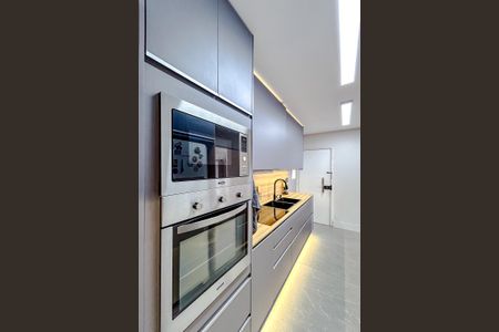 Apartamento à venda com 93m², 2 quartos e 2 vagasCozinha