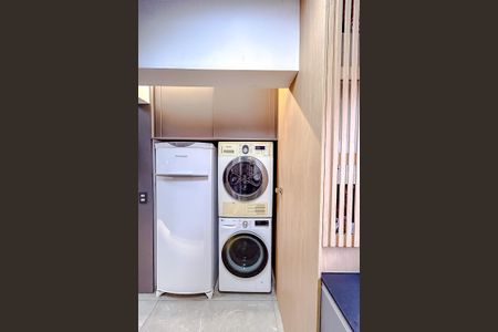 Apartamento à venda com 93m², 2 quartos e 2 vagasÁrea de Serviço