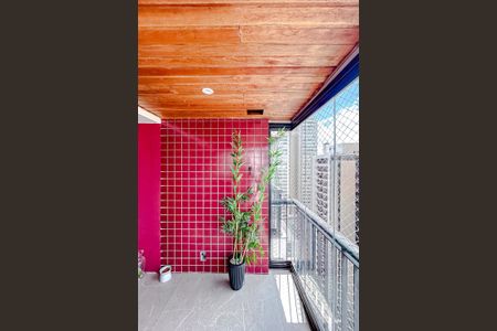 Apartamento à venda com 93m², 2 quartos e 2 vagasVaranda