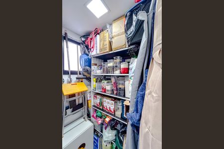 Apartamento à venda com 93m², 2 quartos e 2 vagasDespensa