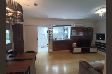 Sala  de apartamento para alugar com 2 quartos, 58m² em Glória, Porto Alegre