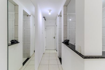 Entrada de apartamento à venda com 1 quarto, 30m² em Santa Ifigênia, São Paulo