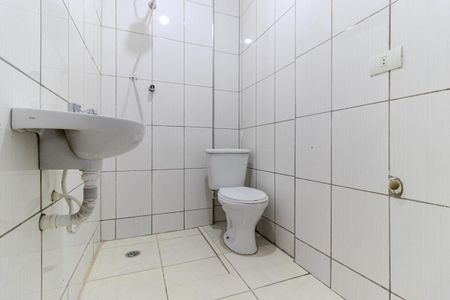 Banheiro de apartamento à venda com 1 quarto, 30m² em Santa Ifigênia, São Paulo