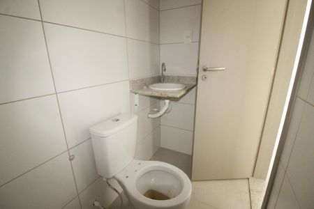 Apartamento para alugar com 61m², 2 quartos e 2 vagasBanheiro