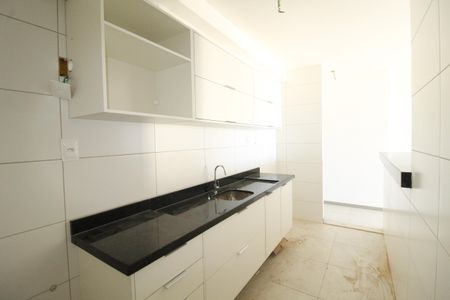 Apartamento para alugar com 61m², 2 quartos e 2 vagasCozinha