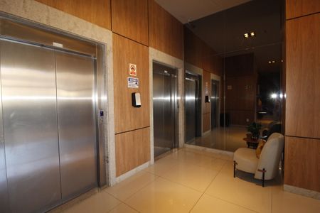 Apartamento para alugar com 61m², 2 quartos e 2 vagasHall de entrada