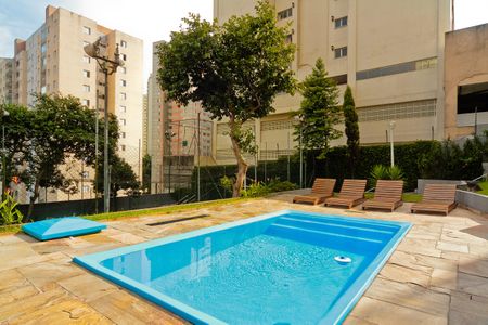 Apartamento à venda com 70m², 3 quartos e 1 vagaÁrea comum - Piscina