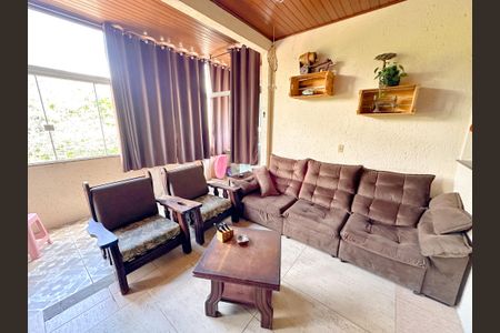 Sala de apartamento para alugar com 2 quartos, 140m² em Canasvieiras, Florianópolis