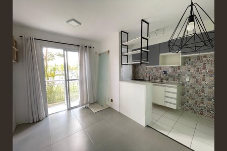 Sala de apartamento para alugar com 1 quarto, 45m² em Bairro Nakamura Park, Cotia