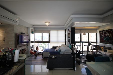 Sala de apartamento à venda com 2 quartos, 82m² em Três Figueiras, Porto Alegre