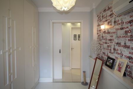 Apartamento à venda com 82m², 2 quartos e 2 vagasQuarto 1