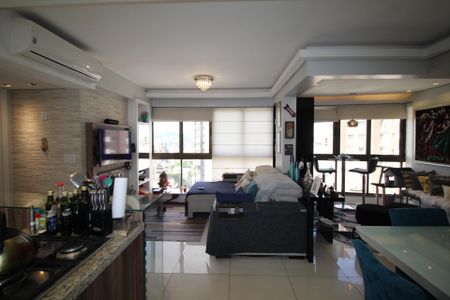 Apartamento à venda com 82m², 2 quartos e 2 vagasSala