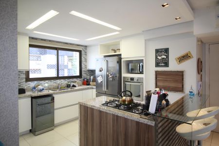 Apartamento à venda com 82m², 2 quartos e 2 vagasSala/Cozinha