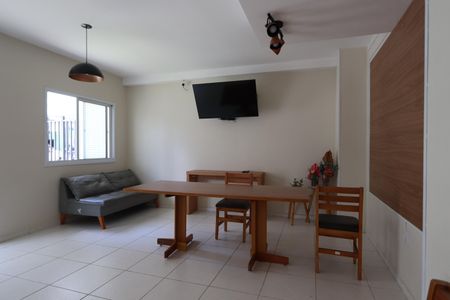 Apartamento à venda com 28m², 1 quarto e sem vagaÁrea comum - Salão de festas
